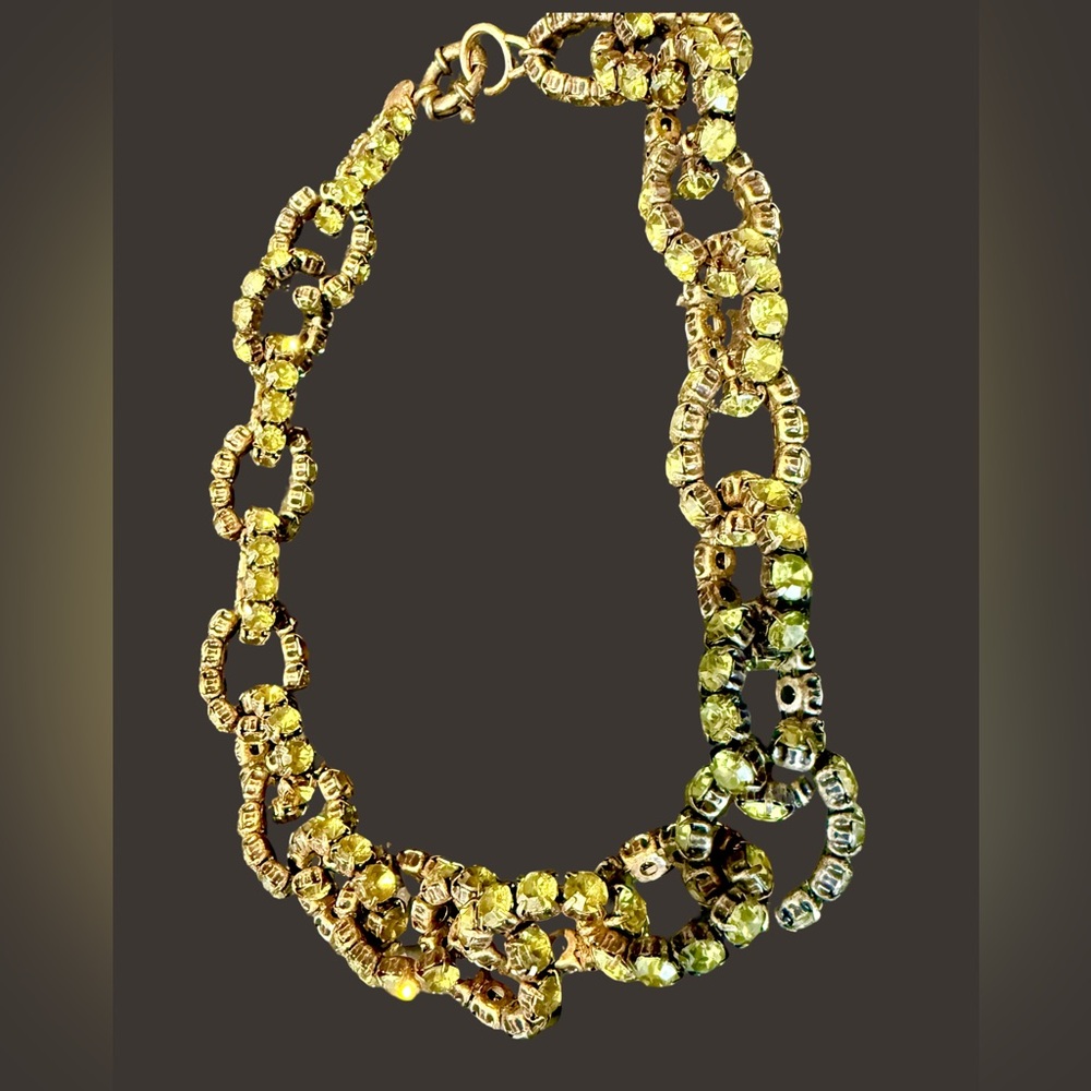 Citron green rhinestone link necklace